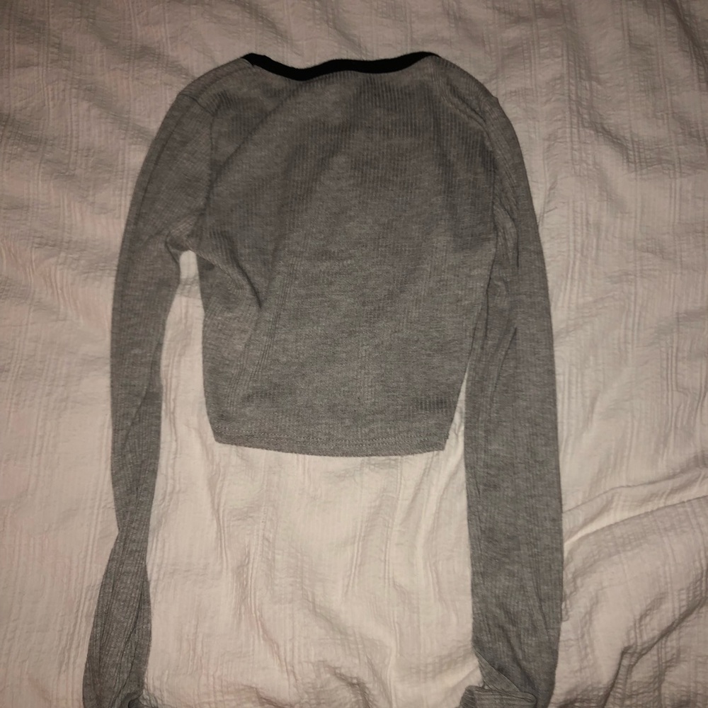 long sleeve crop top